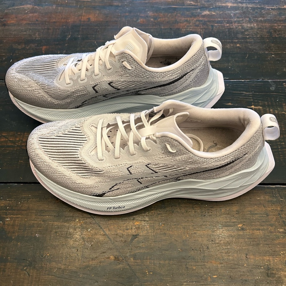 ASICS Superblast 2